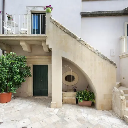 Dimora Con Terrazza Vicino Otranto * מורו לצ'זה